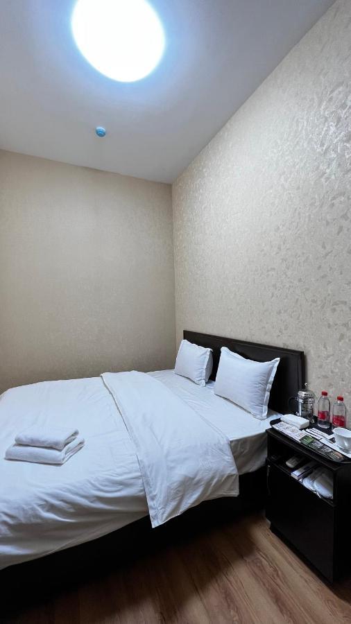 Hayot Hostel ทาชเคนต์ ภายนอก รูปภาพ